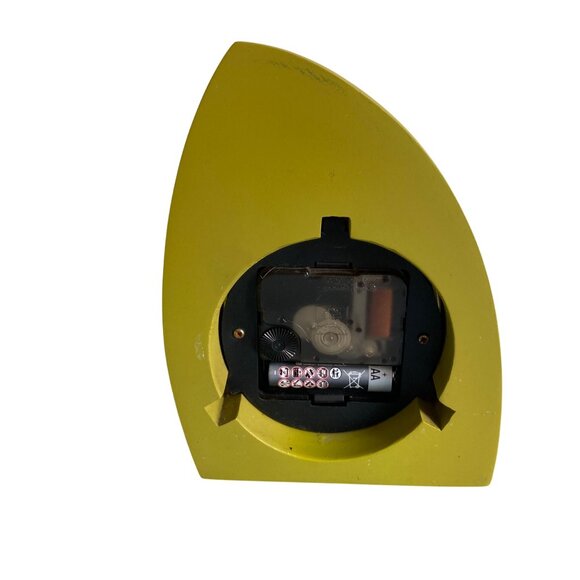 Kikkerland Olive Green Pop Art Sharks Tooth Clock - Picture 4 of 7